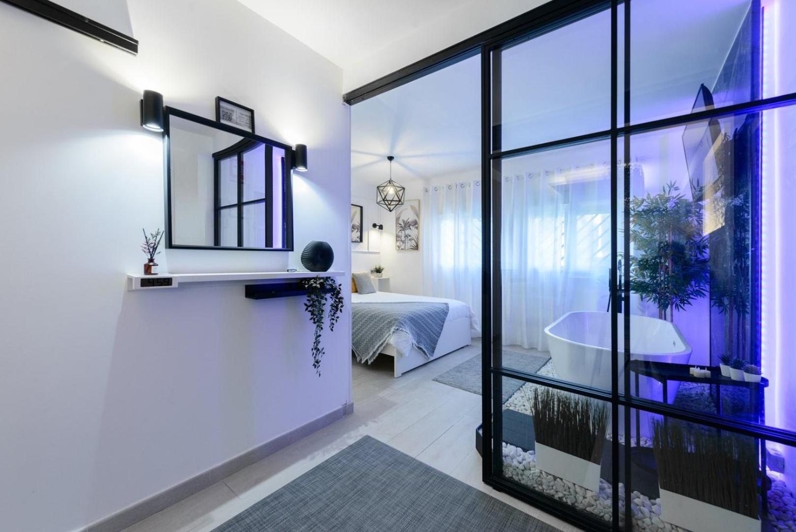 Guestready - Lovely Escapade In Madrid Bagian luar foto
