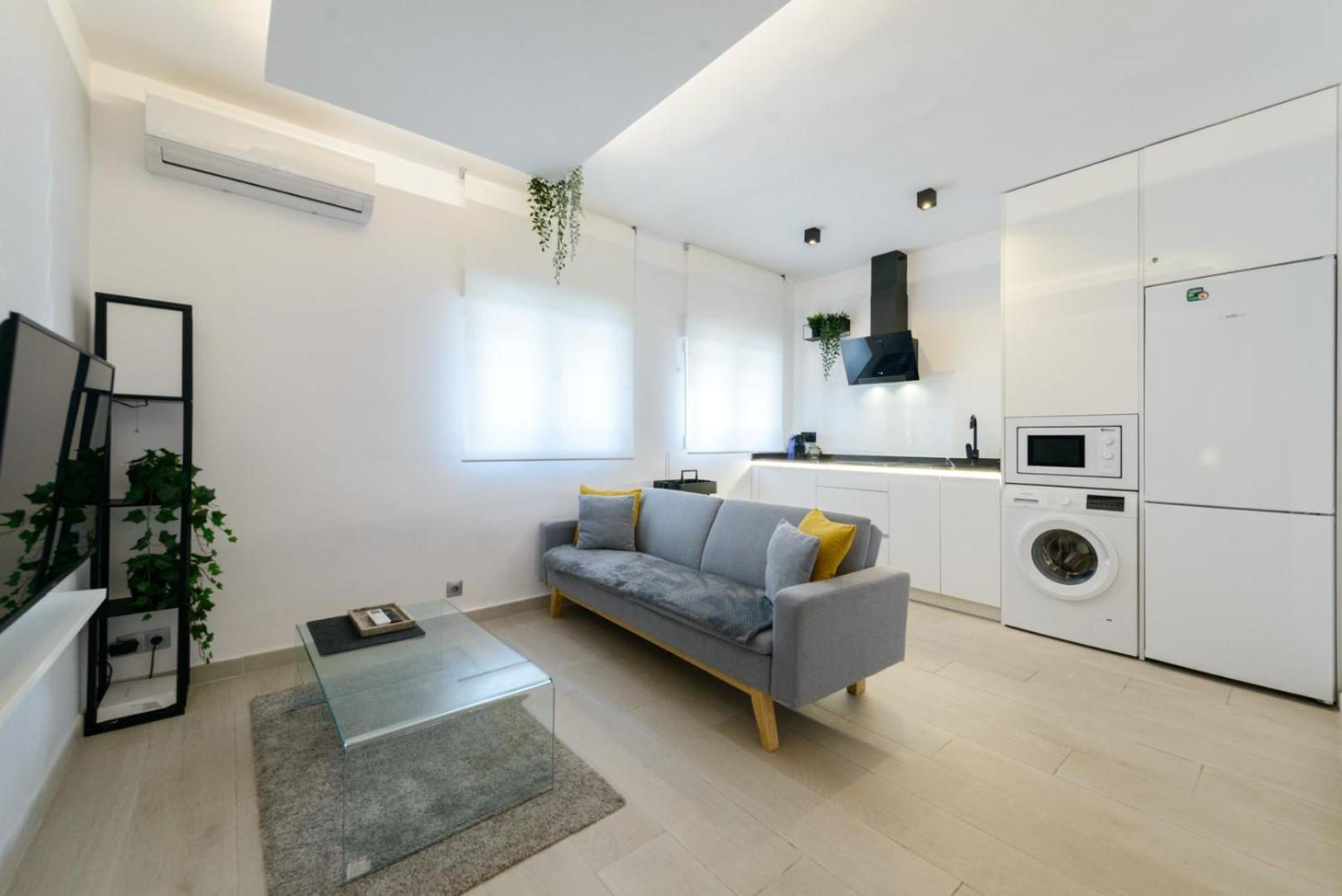 Guestready - Lovely Escapade In Madrid Bagian luar foto